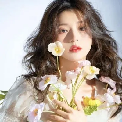 科幻漫改神作《寄生兽：灰色部队》全集高清：寄生生物入侵韩国，变异女主大杀四方